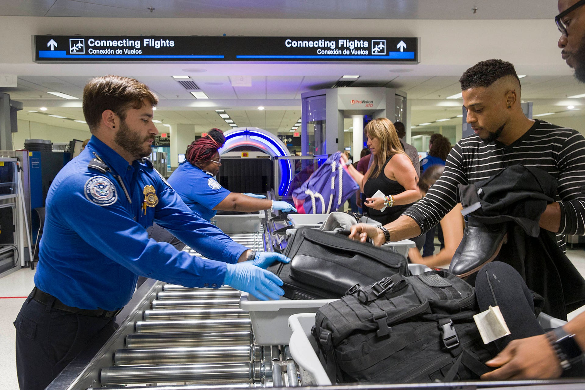 New TSA machines would mean passengers could leave liquids in bags