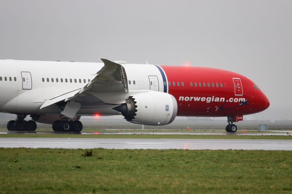 Norwegian Boeing 787 Dreamliner Landing