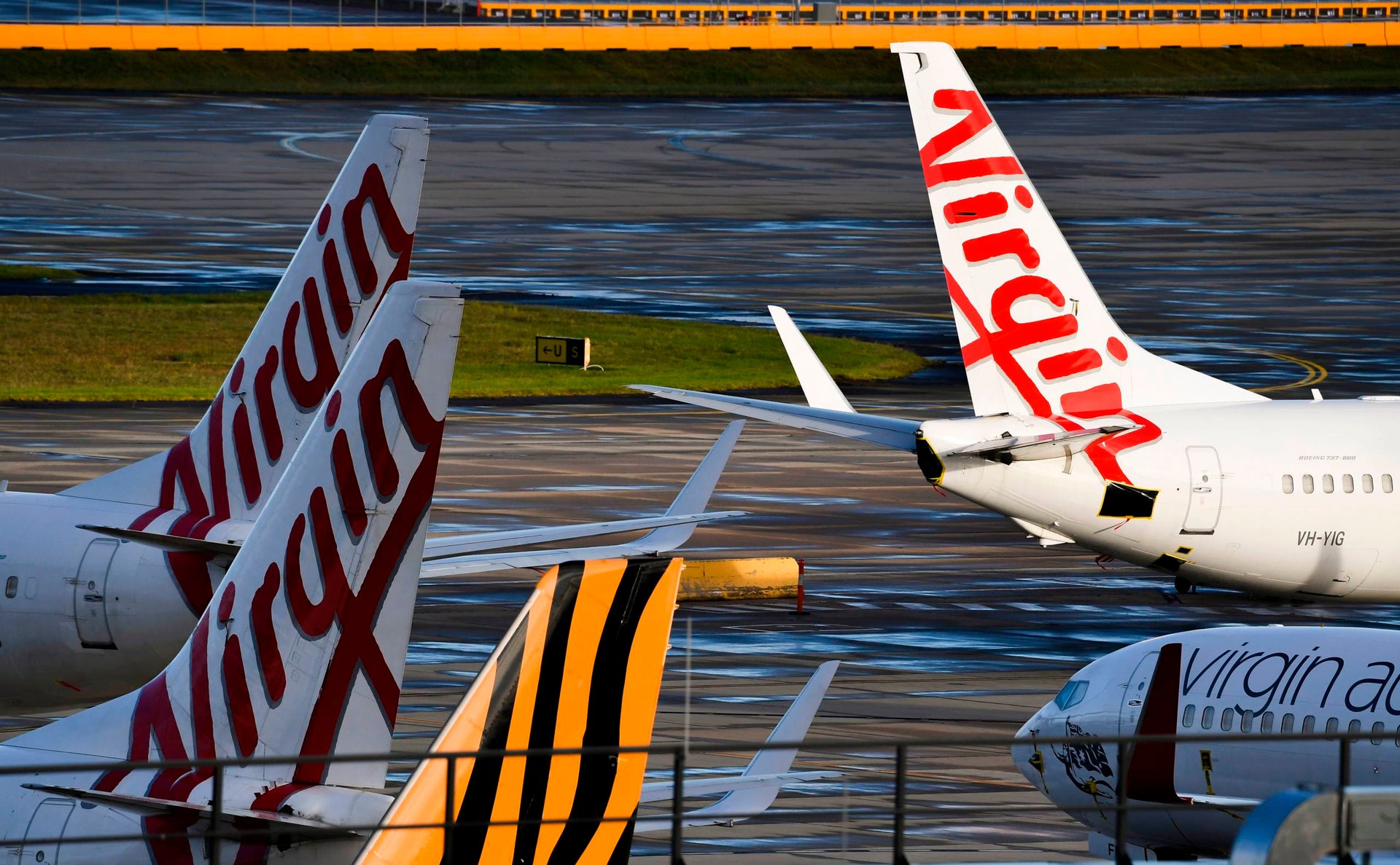 Virgin Australia suspends Velocity frequent flyer program as airline ...