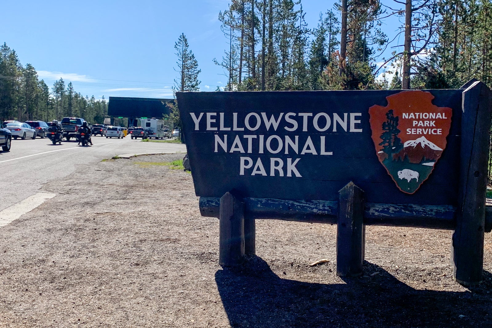 guided tour to yellowstone national park