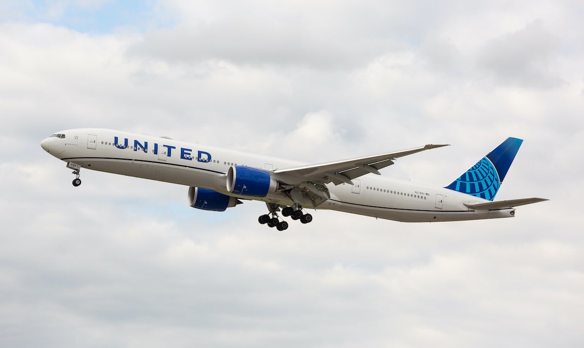 Deal alert: Fly United from 5,000 miles each way from now through early 2022