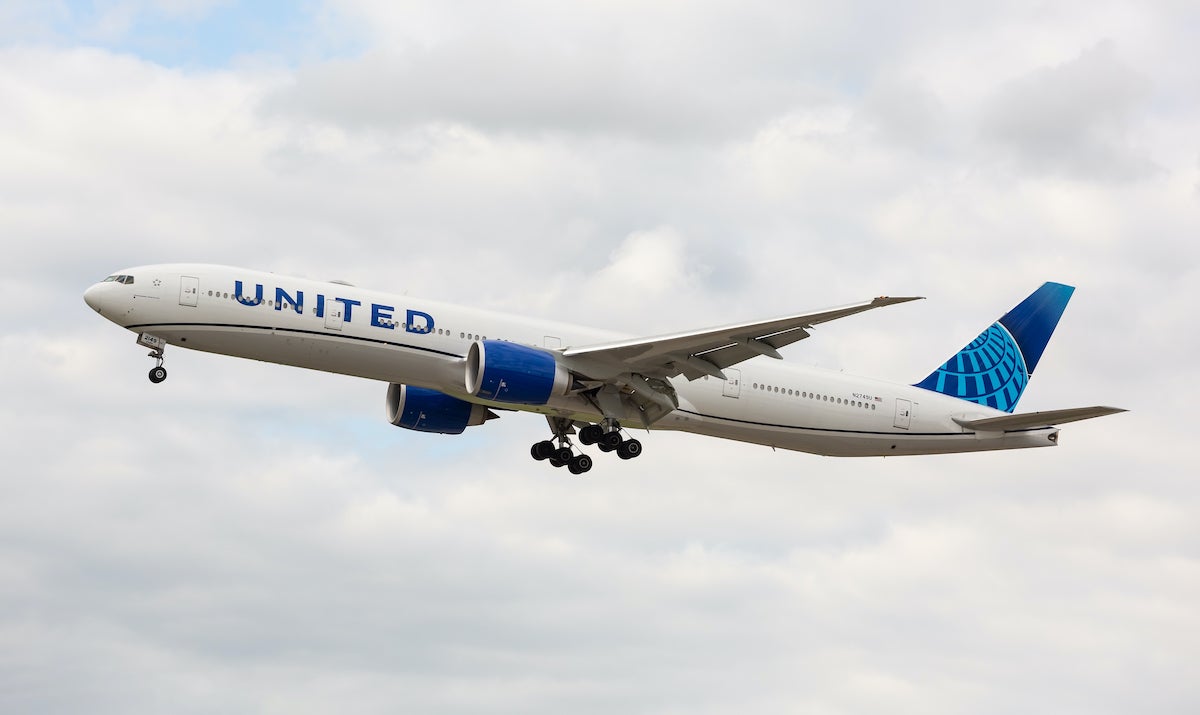 Deal alert: Fly United from 5,000 miles each way from now through early ...