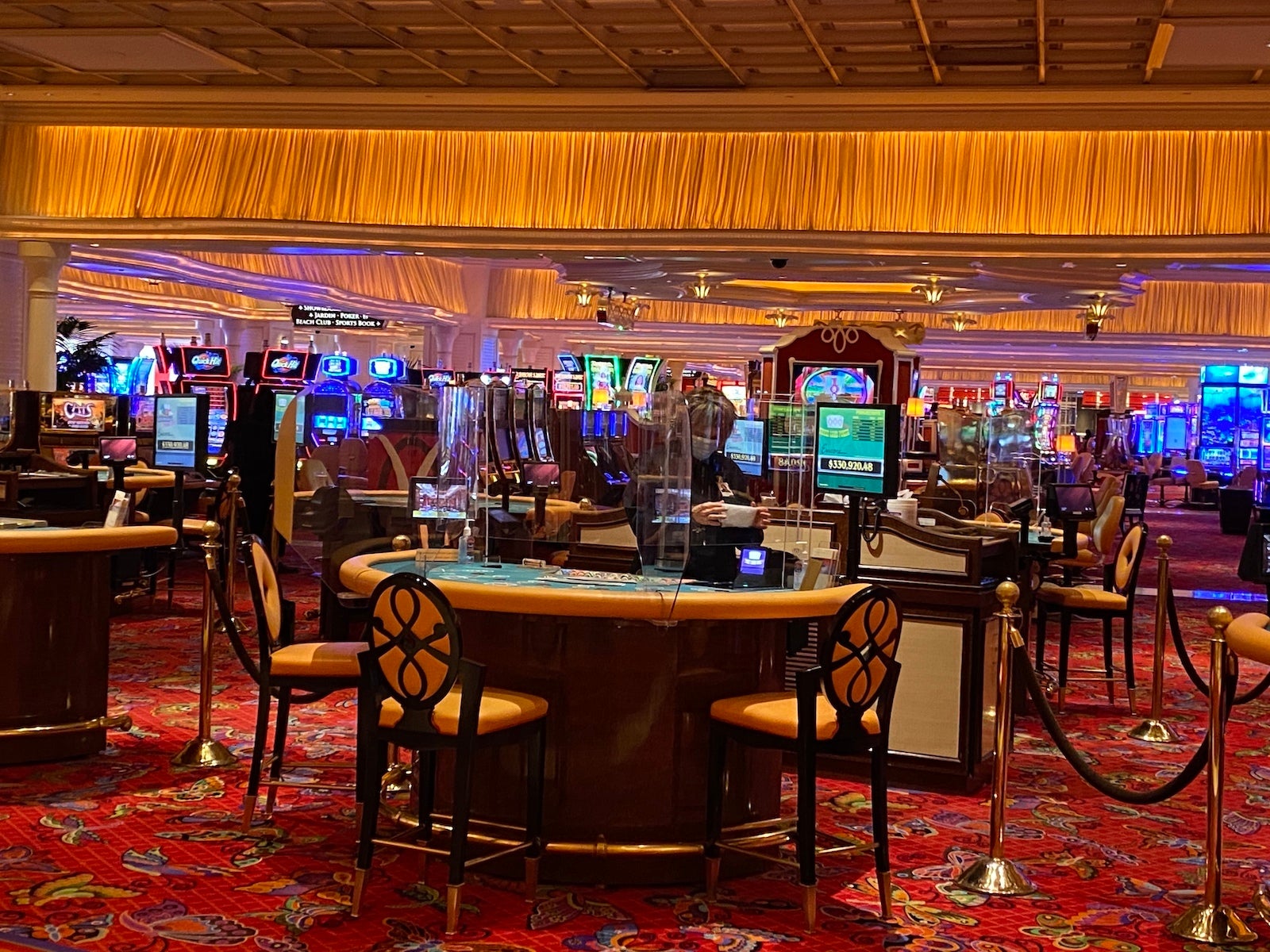 casinos open in las vegas