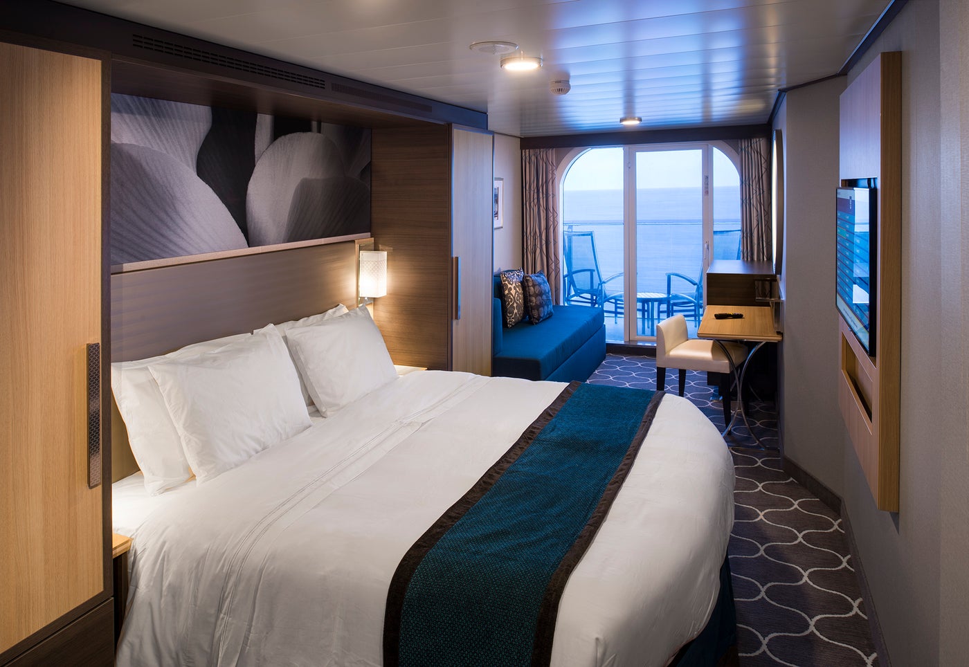 How To Buy A Cabin On A Cruise Ship