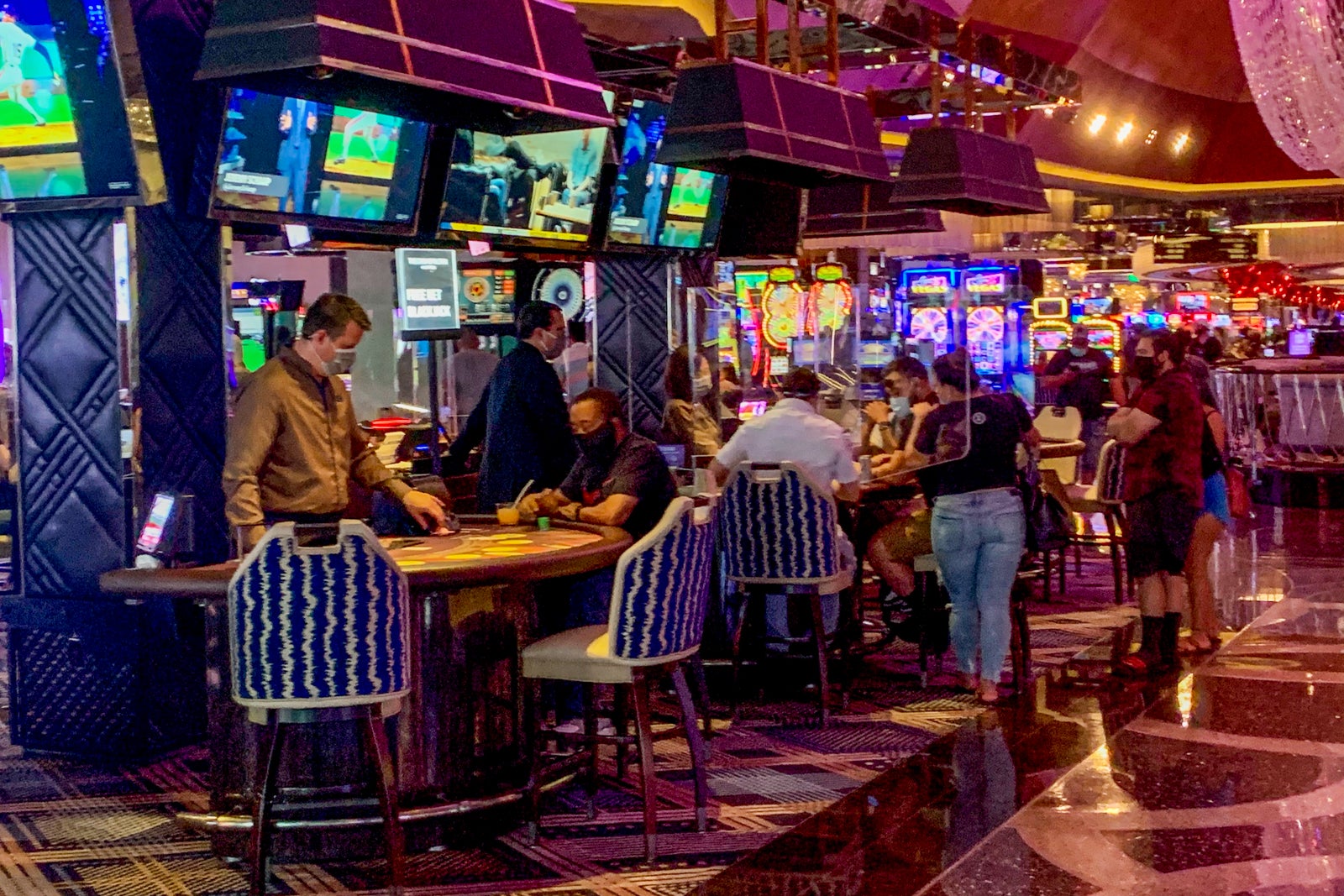 The Flamingo and Caesars Palace confirm reopening their casinos,  restaurants on June 4 on the Las Vegas Strip - Eater Vegas