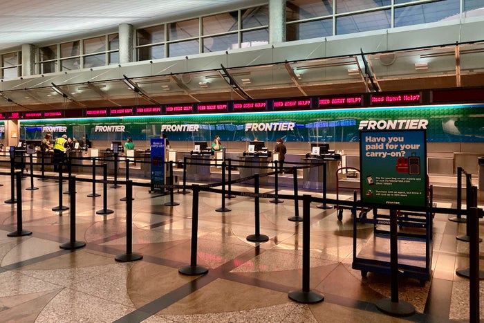 frontier airlines overhead baggage