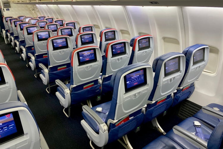 Delta extends loyalty benefits, makes SkyMiles much more flexible - The ...