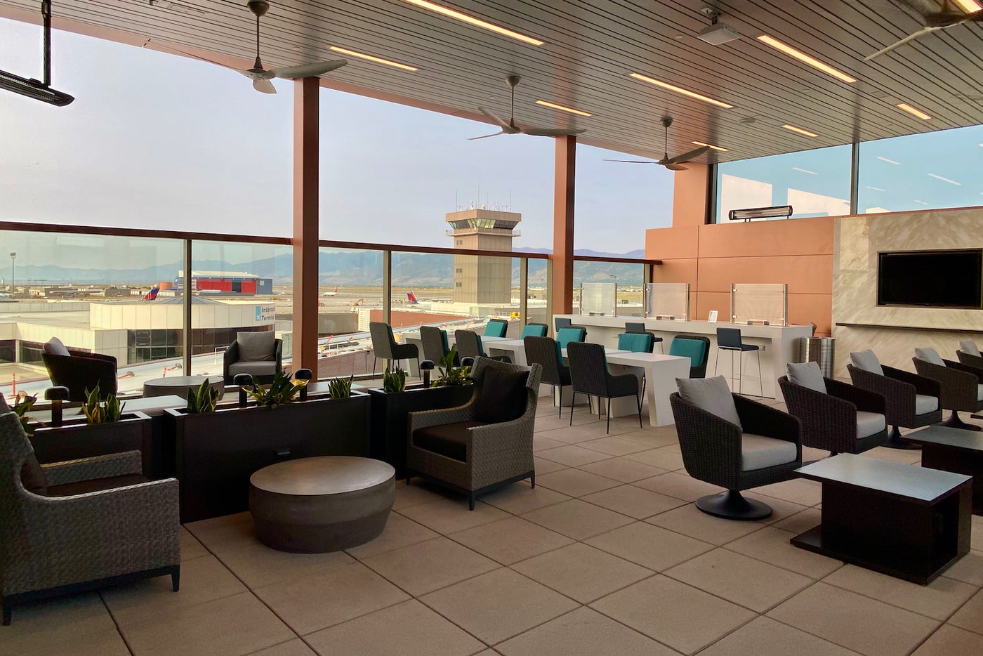 First look Delta's brandnew (and biggest!) Sky Club in Salt Lake City