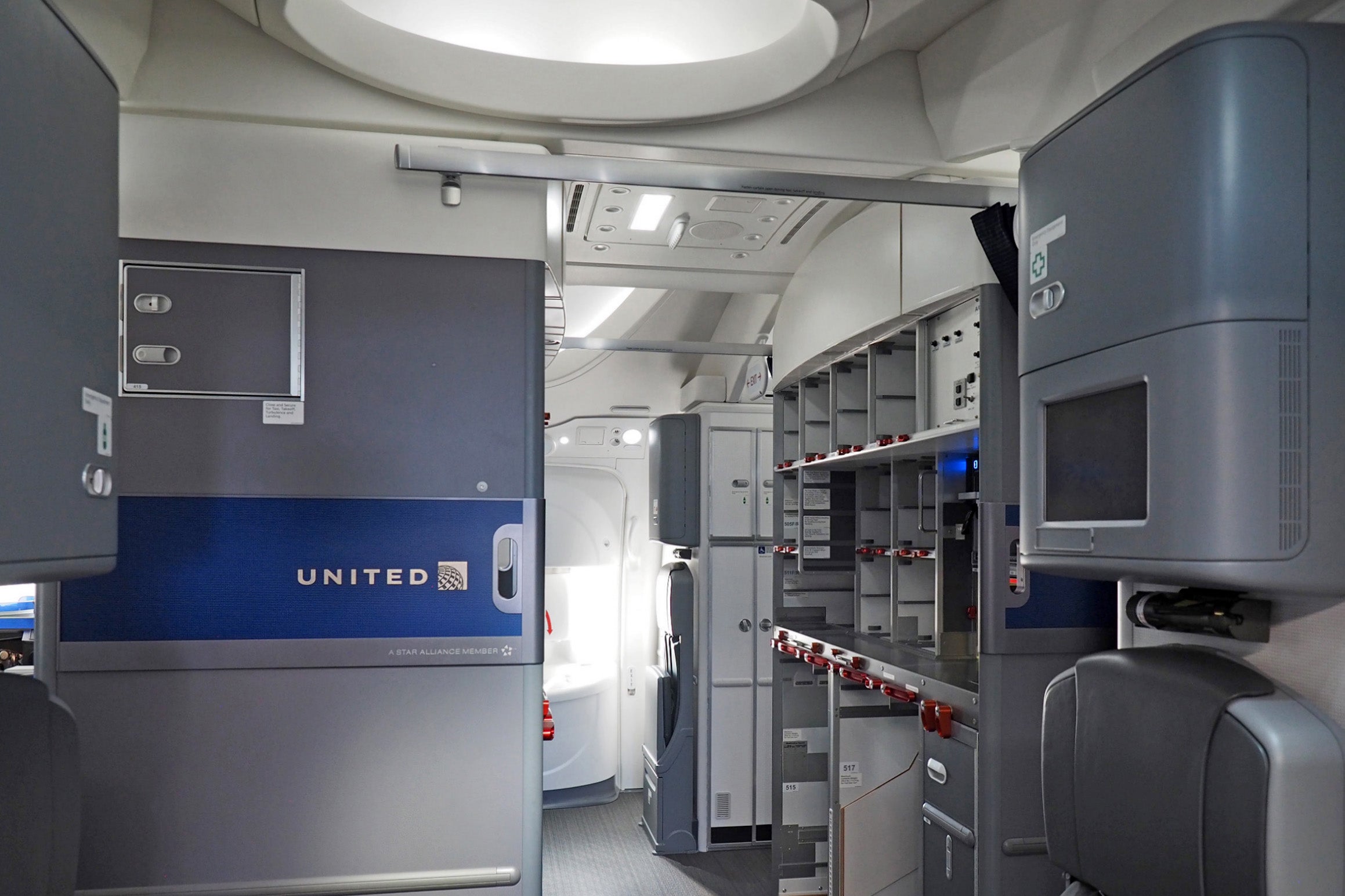 United 787-10 Dreamliner Polaris Premium Plus Tour