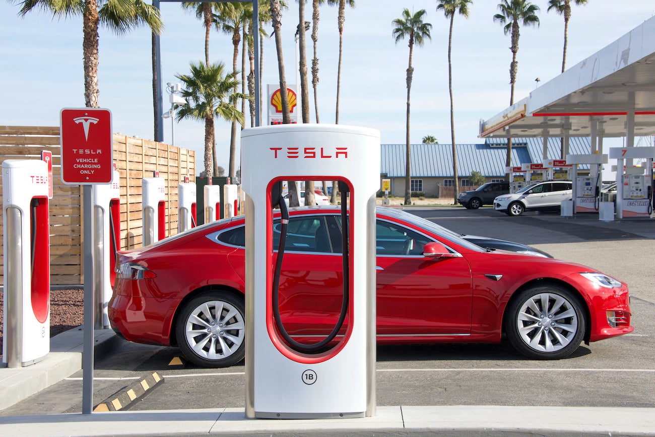 If you’re tired of high gas prices, here’s how to rent an electric (or hybrid) car
