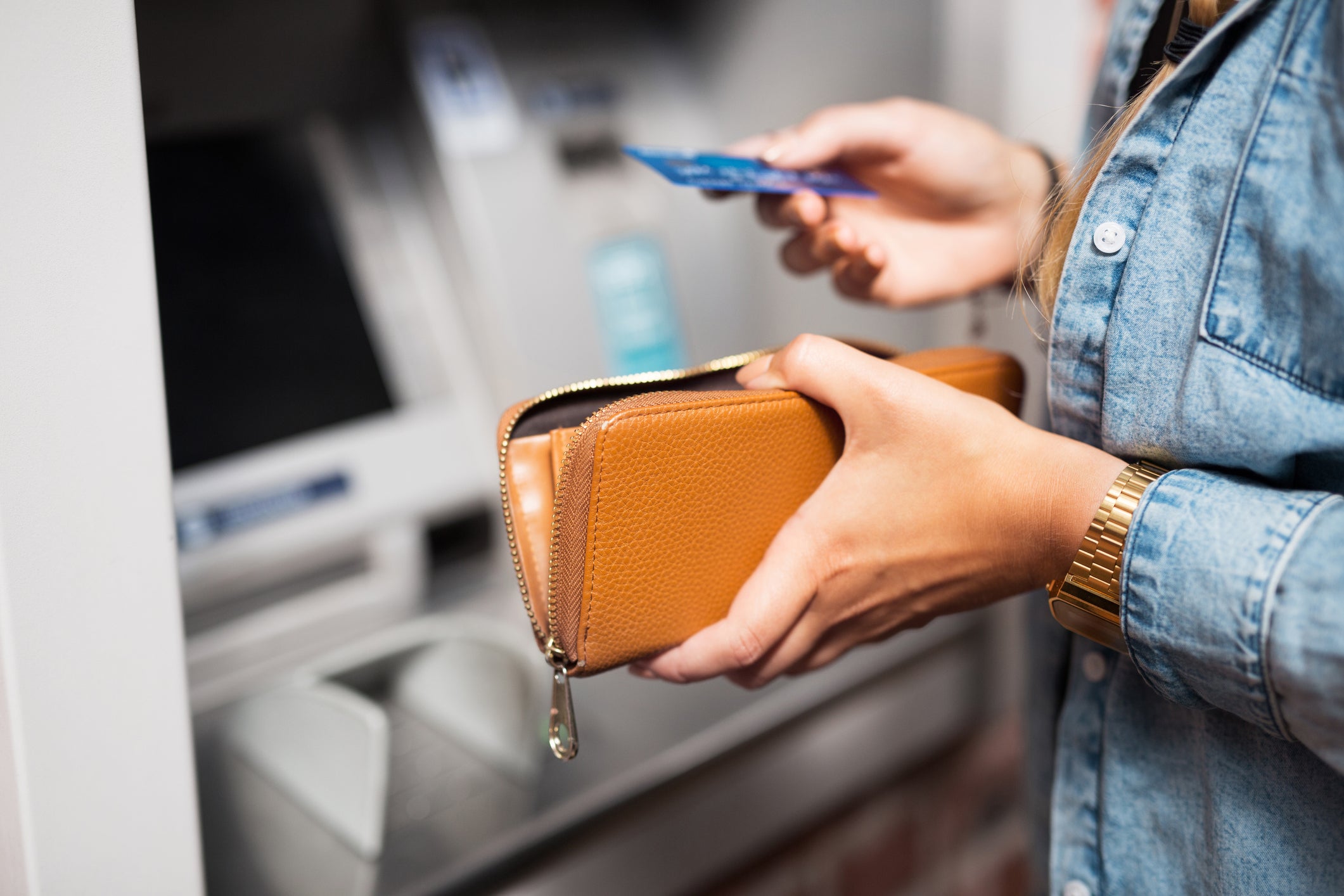 What to do if you lose your wallet away from home - - The Points Guy