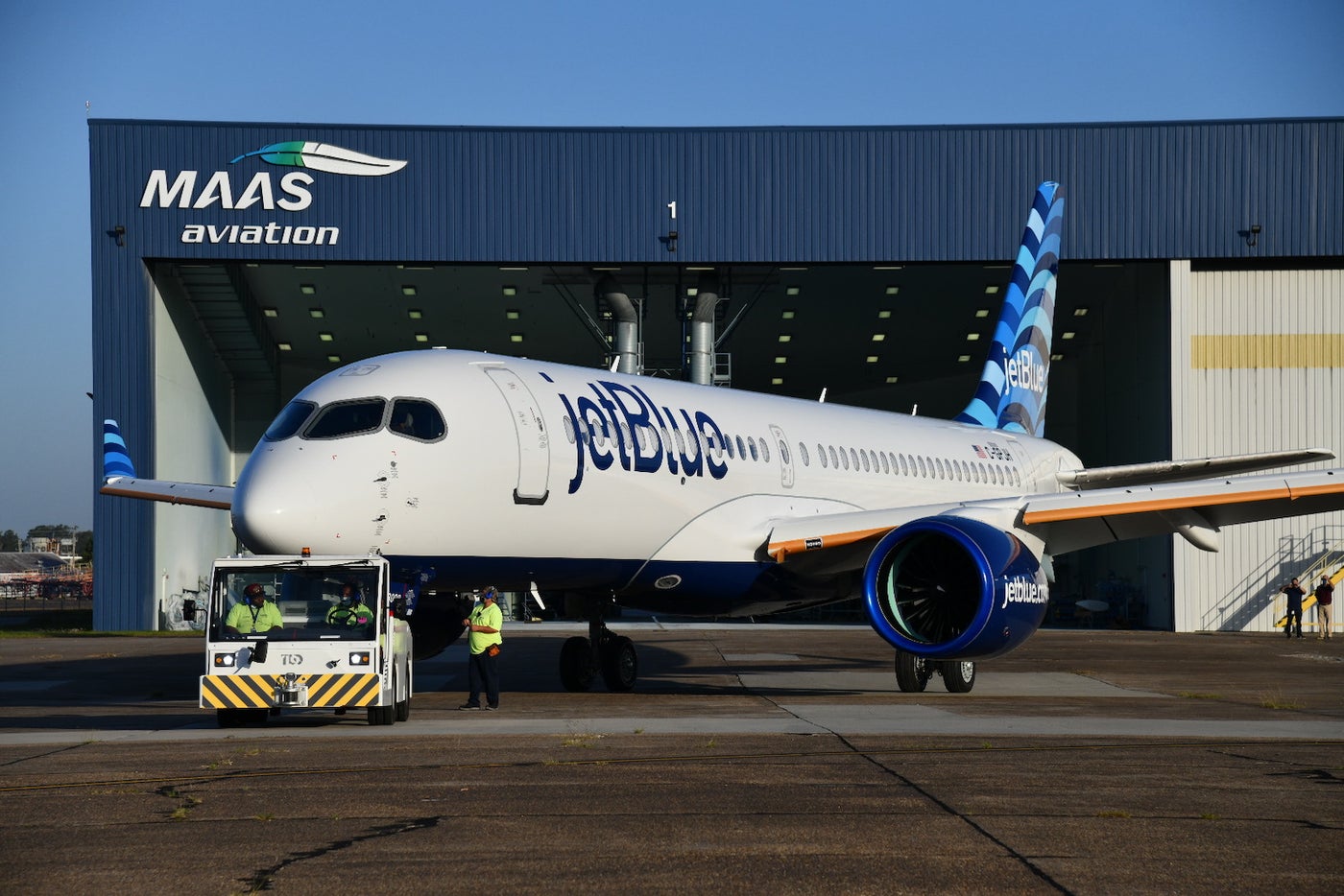 JetBlue's first A220 debuts new 