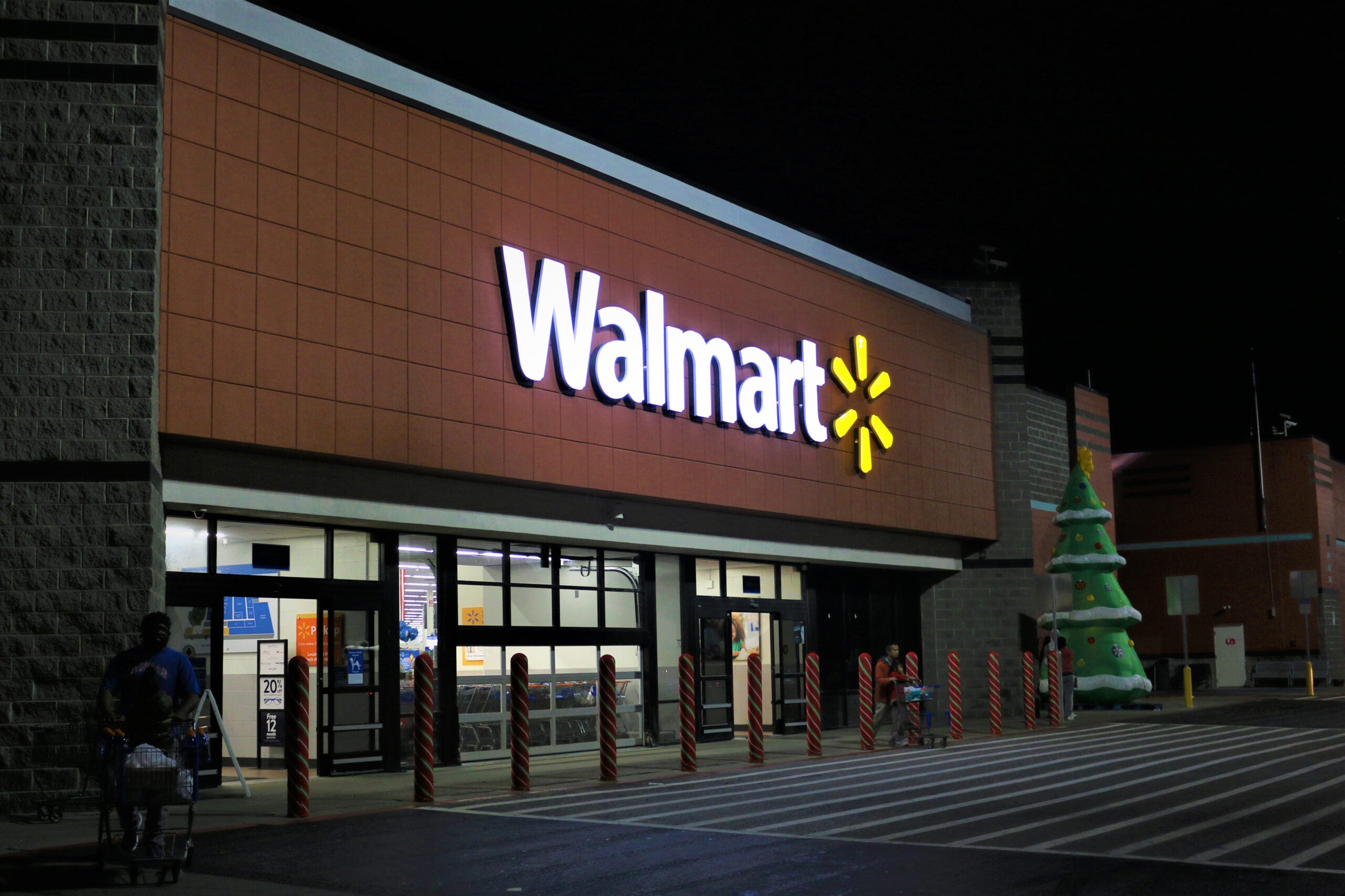 New Walmart credit card offer targets holiday shoppers ...