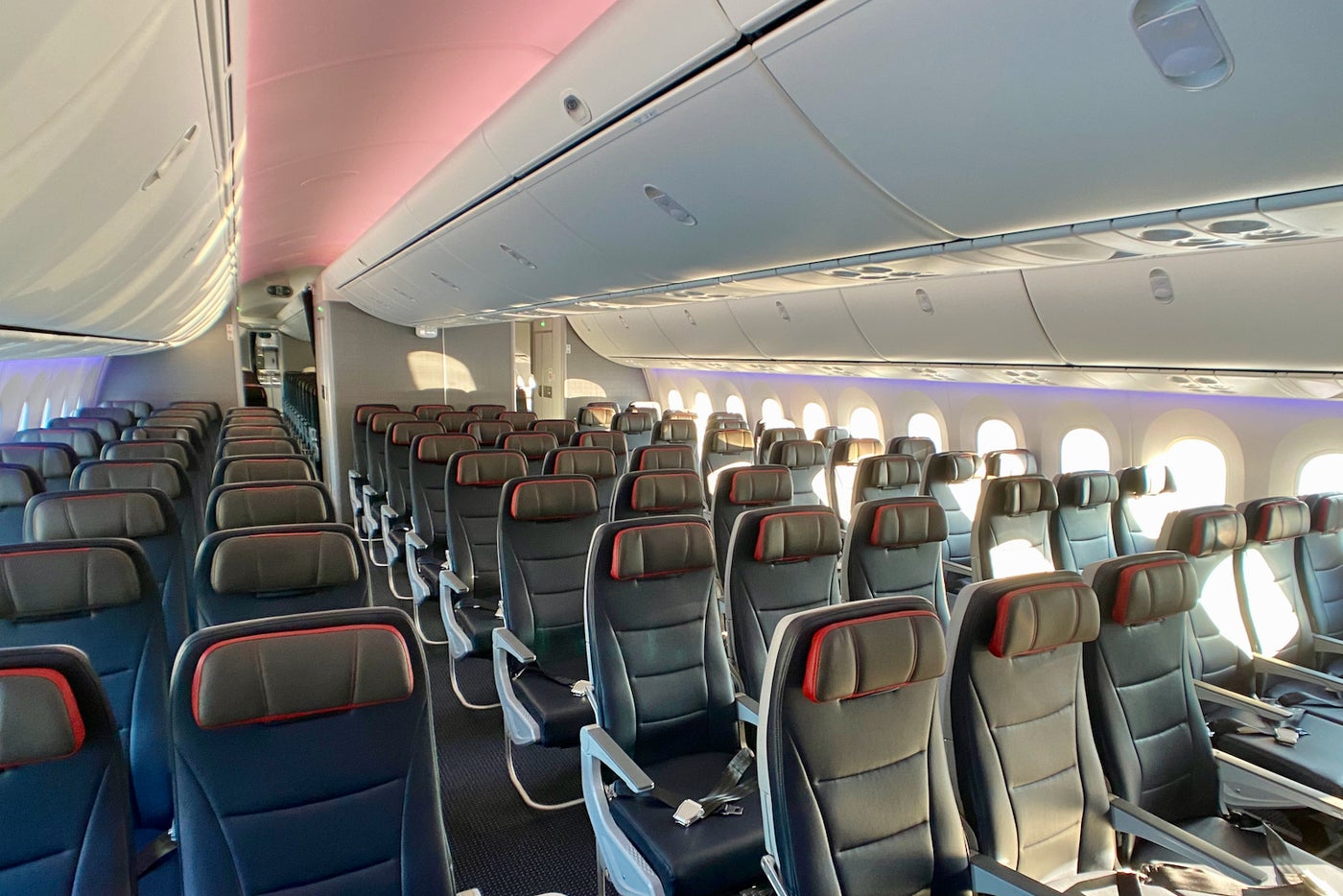 First look: American's new and improved 787-8 Dreamliner