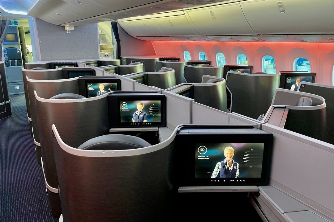 American introduces a new business-class fare that includes first-class ...