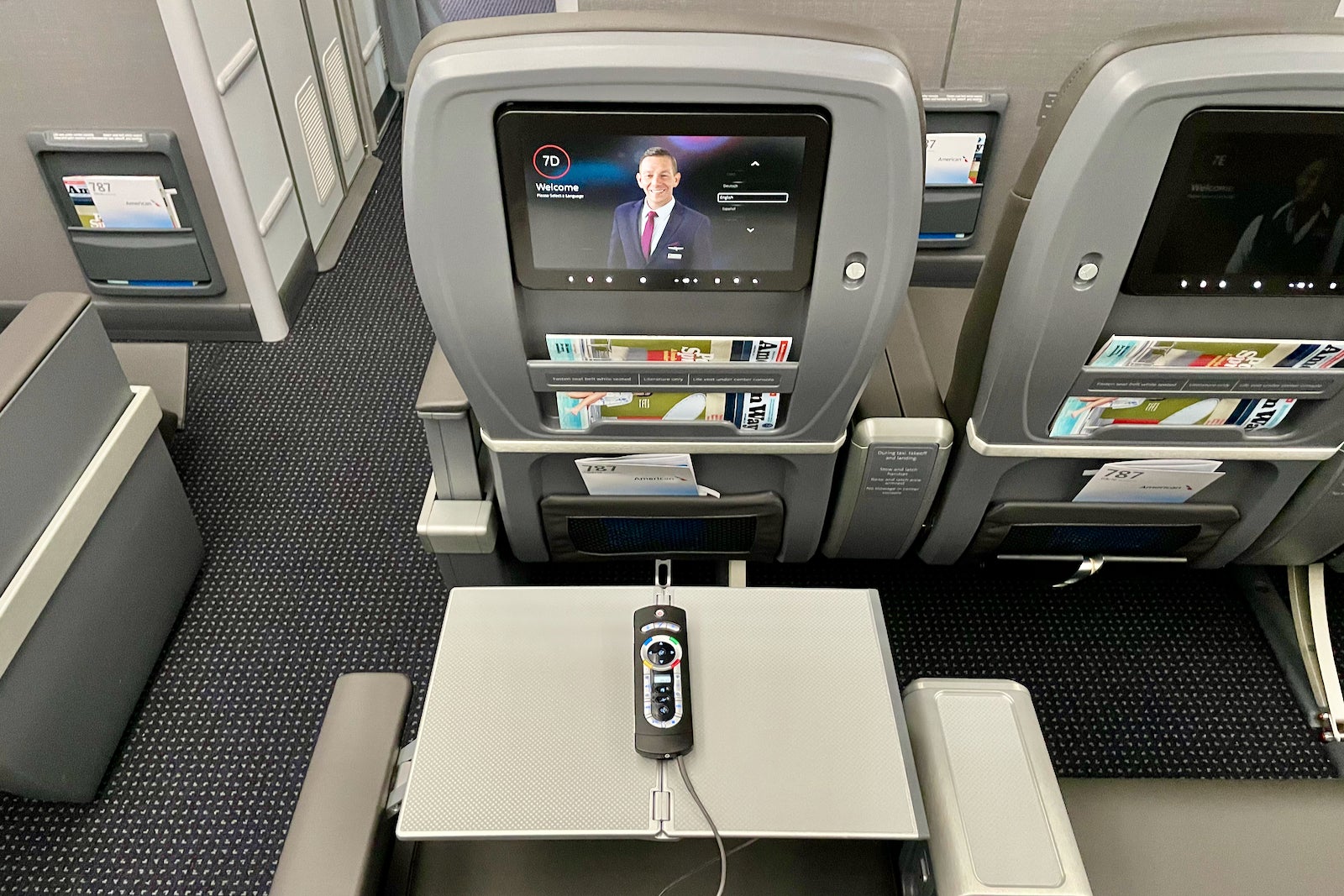 787 8 cockpit tour