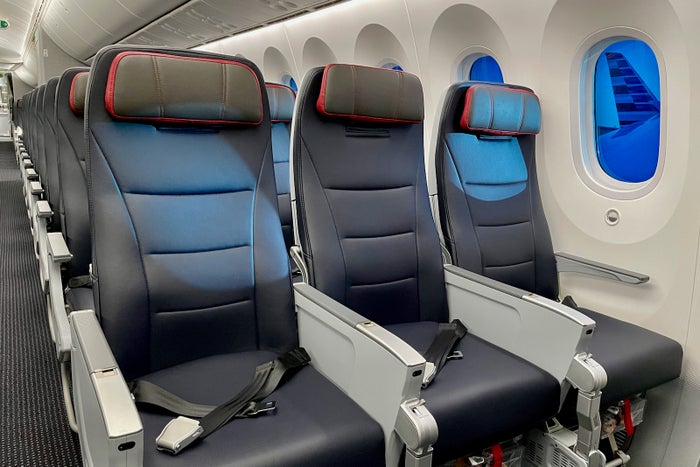 First Look: American’s New And Improved 787-8 Dreamliner