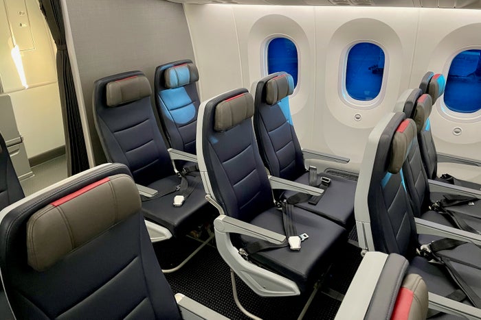 First look: American’s new and improved 787-8 Dreamliner