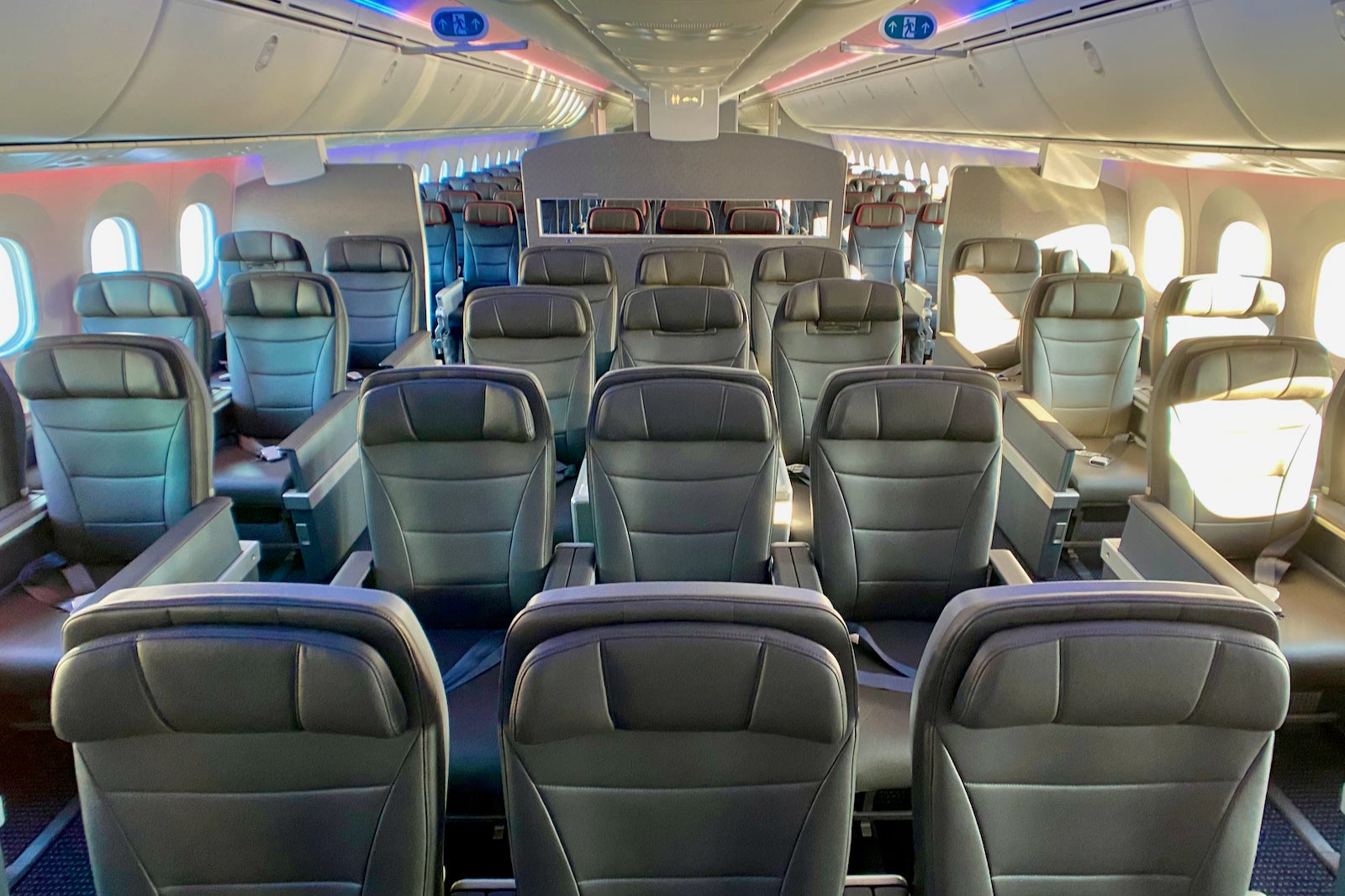 First look: Biz-class pods shine on American’s new and improved 787-8 ...