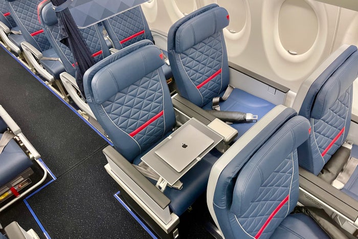 Here's why you'll love Delta's brand-new Airbus A220-300