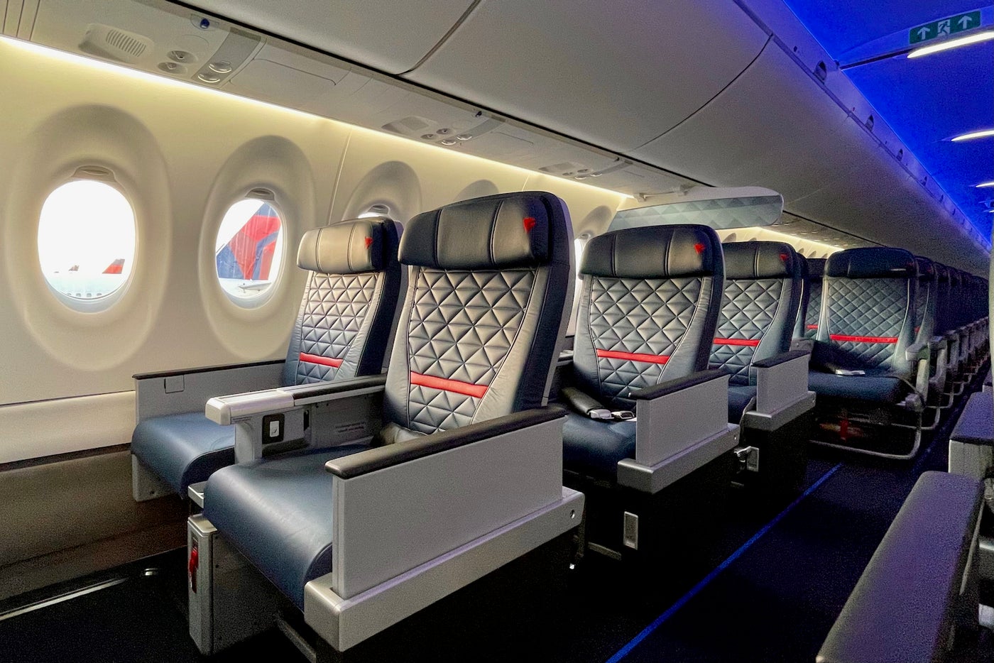 Here's why you'll love Delta's brand-new Airbus A220-300