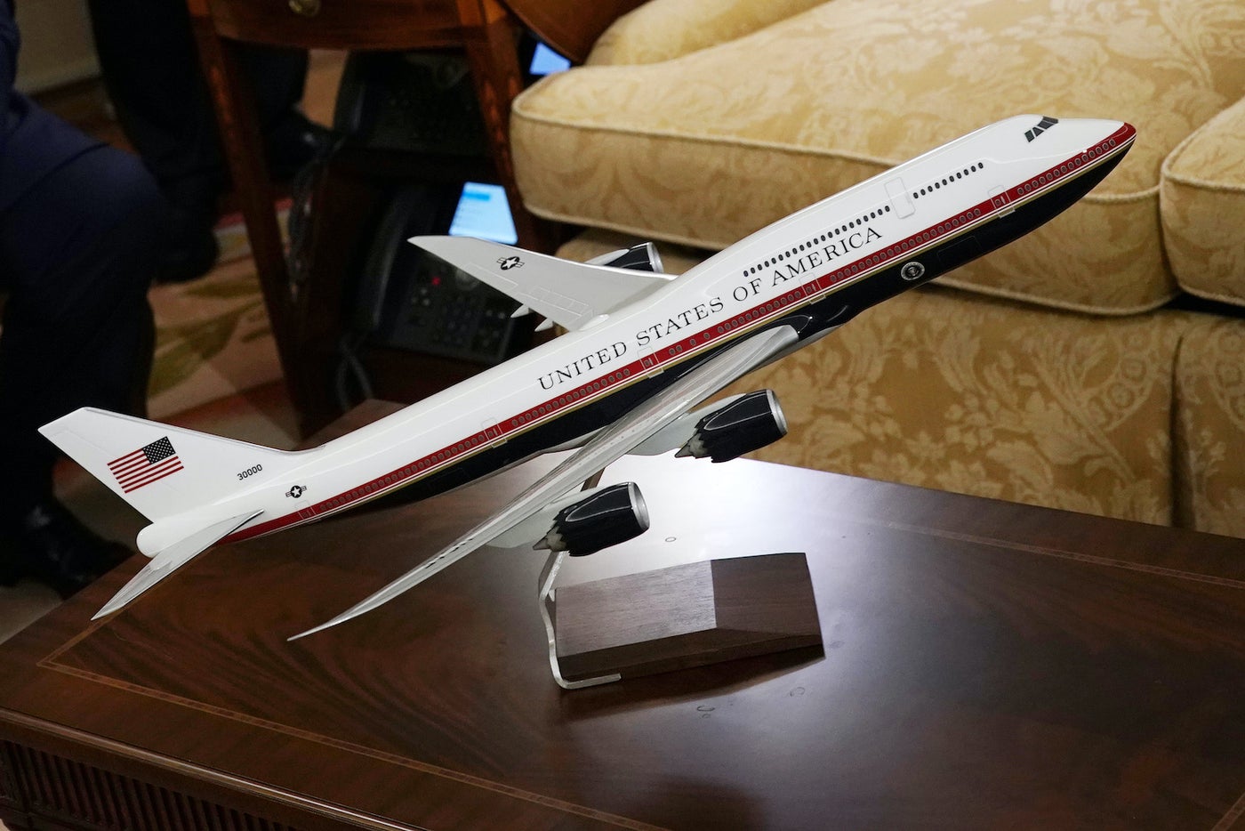 Will Biden keep the previous president's Air Force One update?