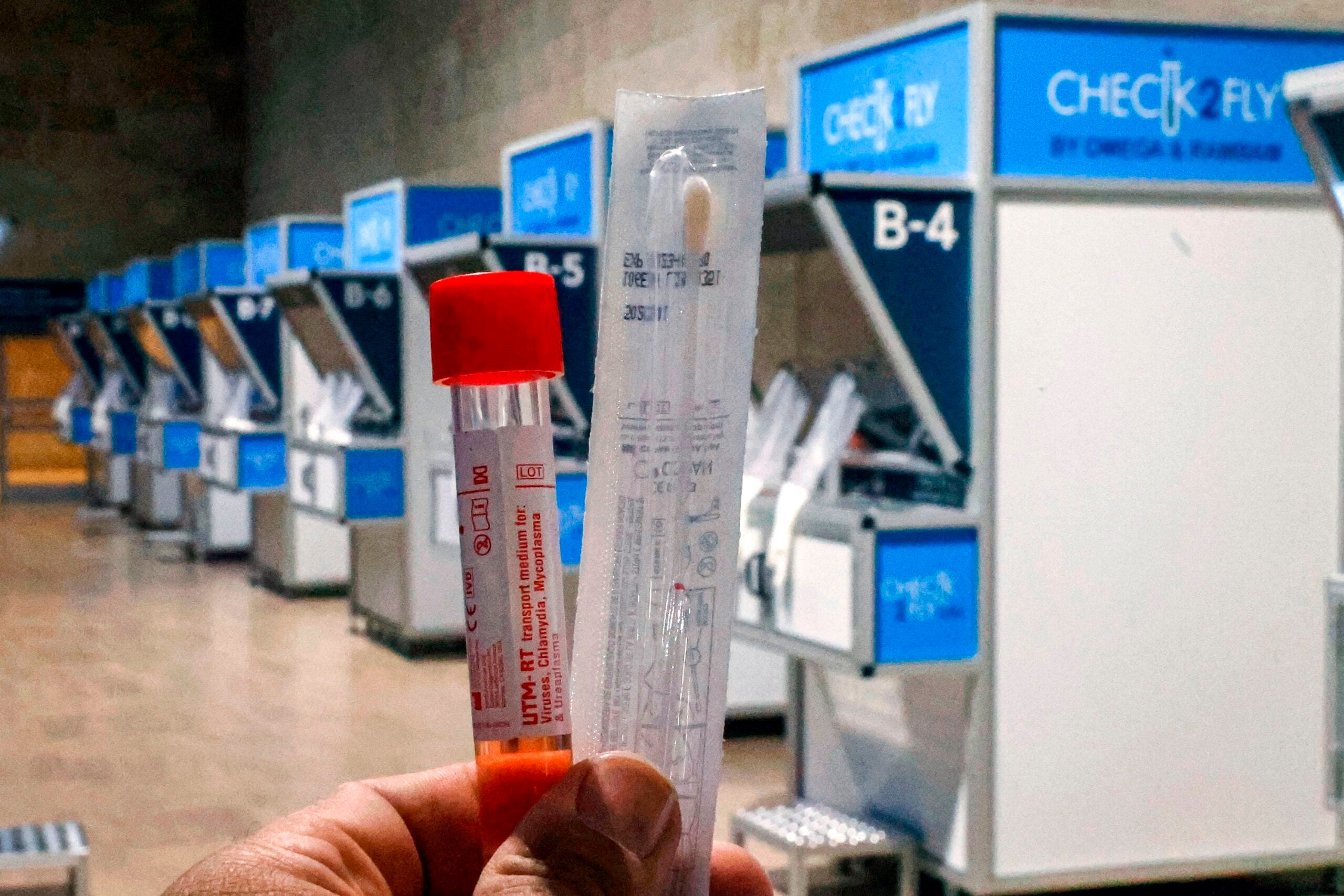 CDC’s new testing policy could have a “terrible” impact on international travel, warns expert