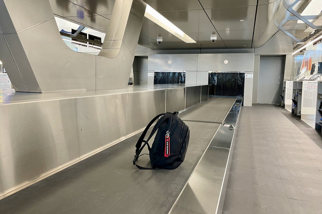 Behind the scenes LaGuardia’s massive baggage handling system The