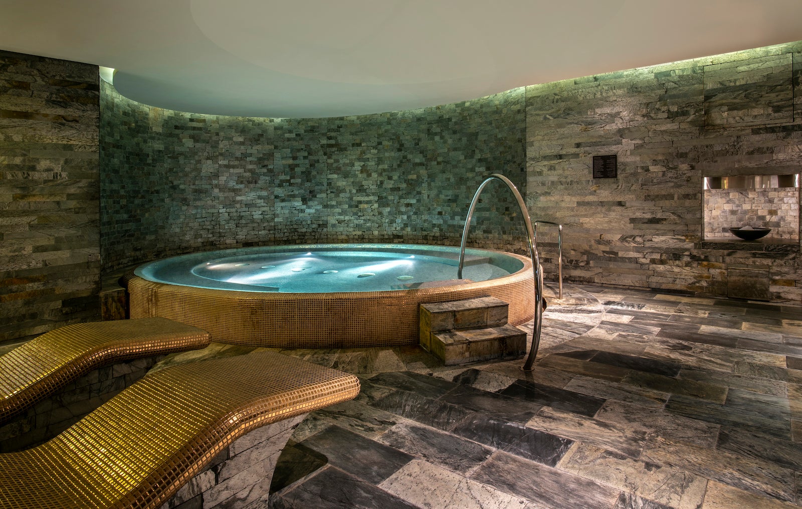 ABUPH_P578 Jacuzzi