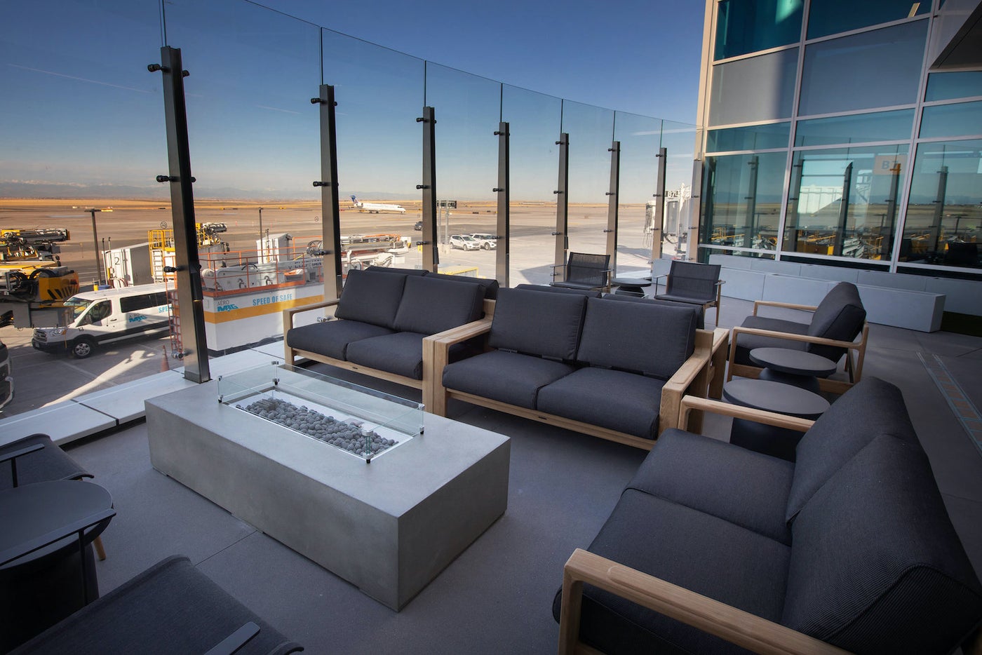 Denver opens B concourse extension, outdoor deck for United