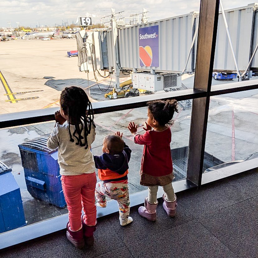 Toys on a Plane Entertaining 3 Kids Under 5 at 35,000 Feet The