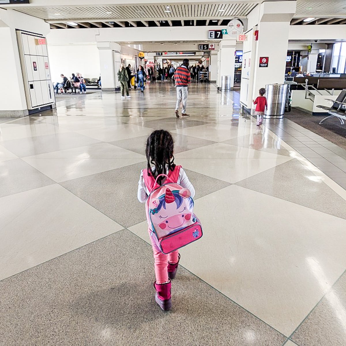 Toys on a Plane Entertaining 3 Kids Under 5 at 35,000 Feet The