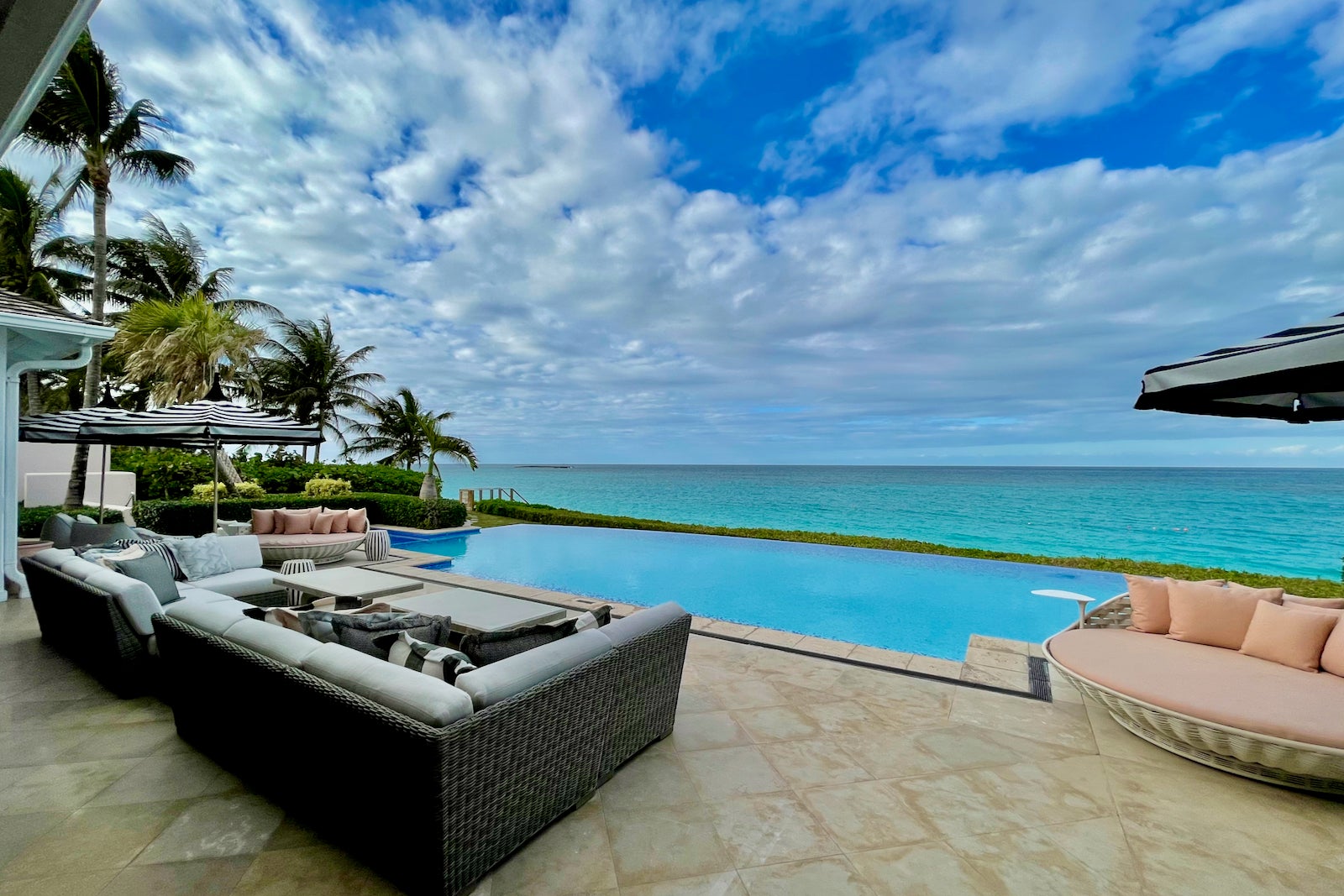 Inside the $17,000-per-night Bahamas villa fit for royalty - The Points Guy
