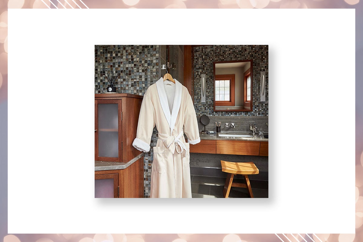 Marriott is giving 100 gifts to its top members — here's how to spend