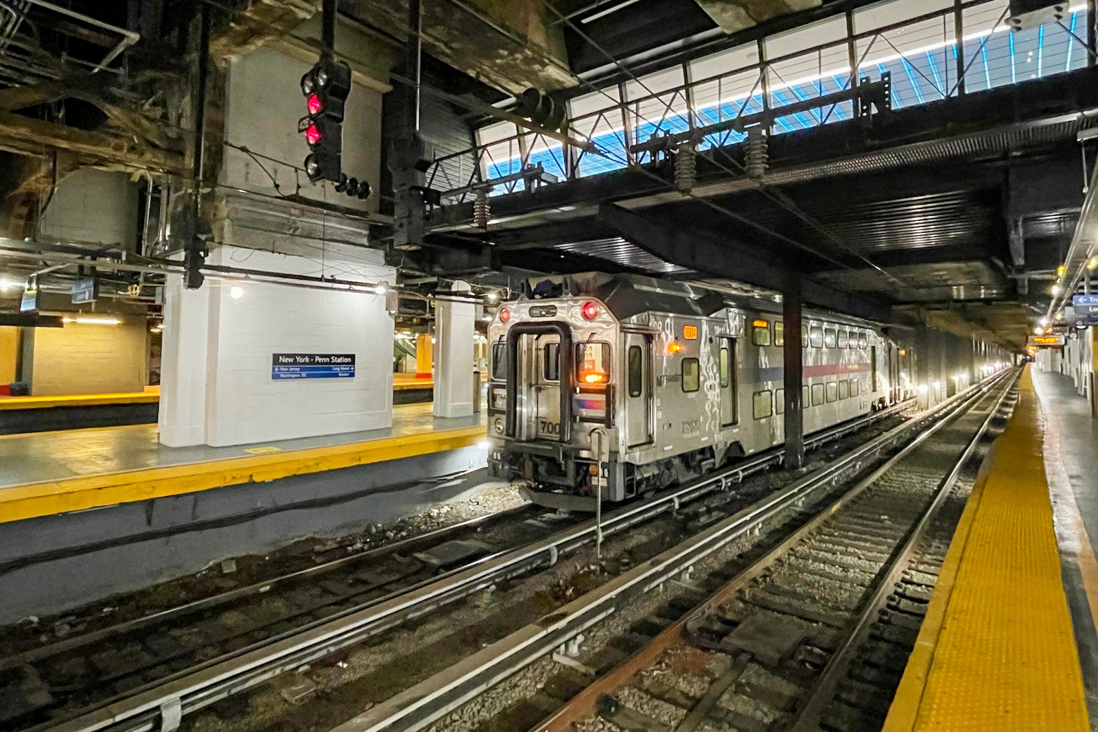 moynihan-train-hall-brings-modernity-to-nyc-s-penn-station-with