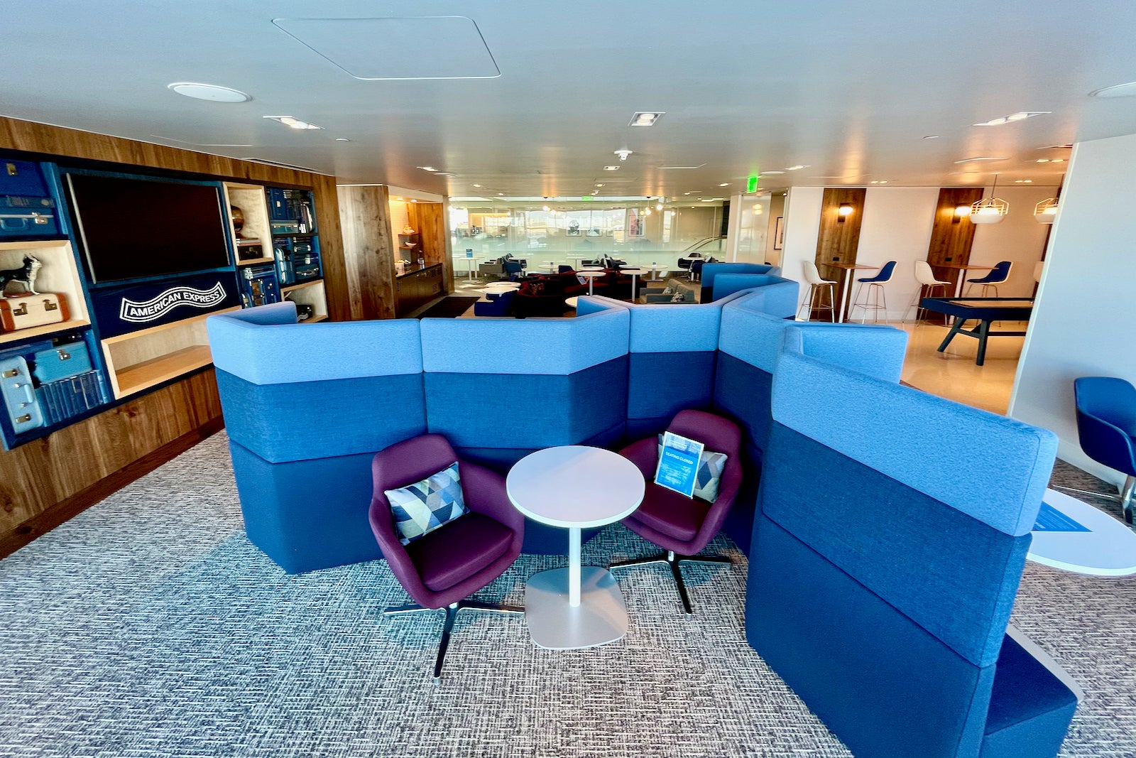 amex centurion lounge guest policy