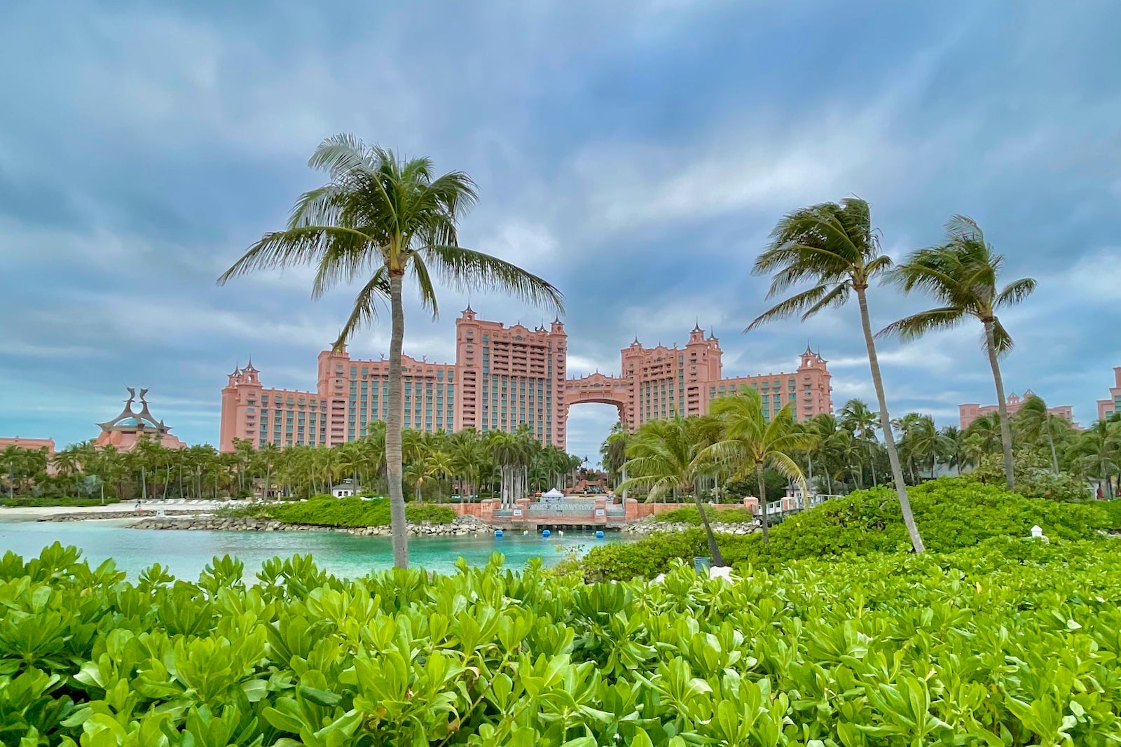 Beachfront Paradise: Day at Atlantis Paradise Island 2024 - New