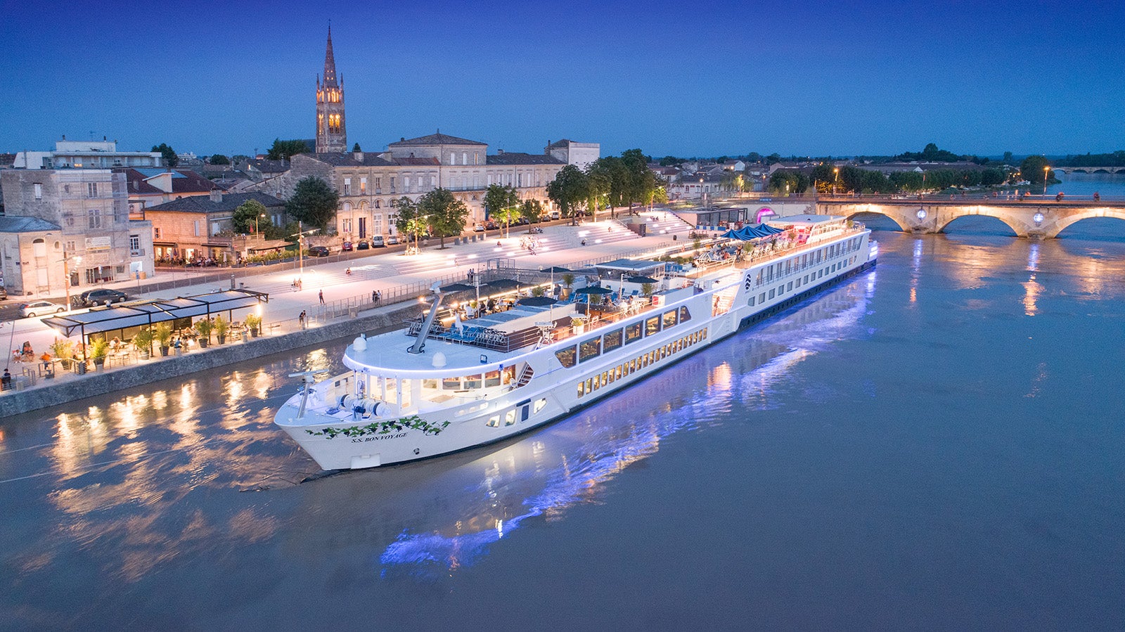 uniworld luxury river cruises
