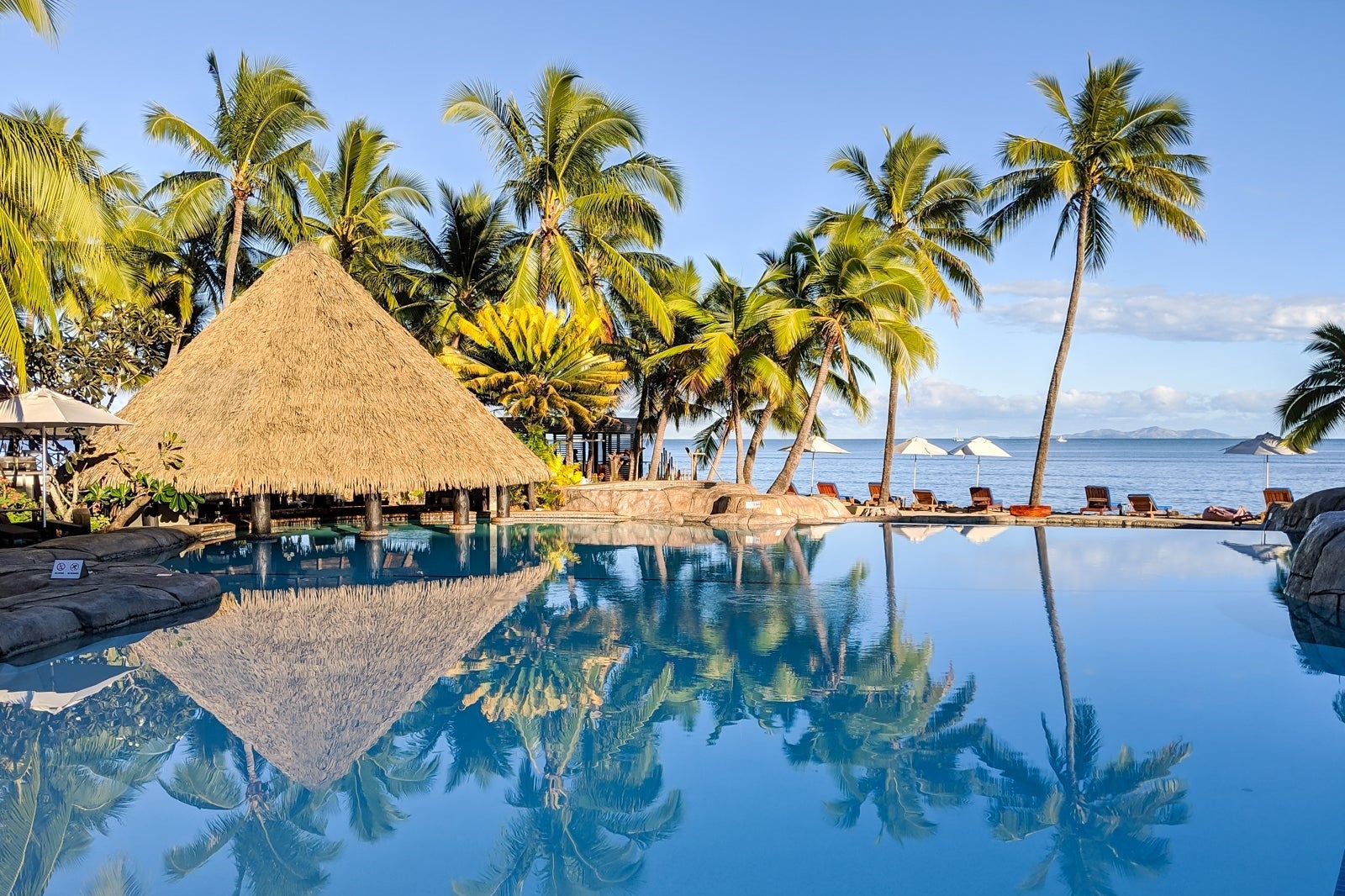 DoubleTree Resort by Hilton Fiji - Sonaisali Island