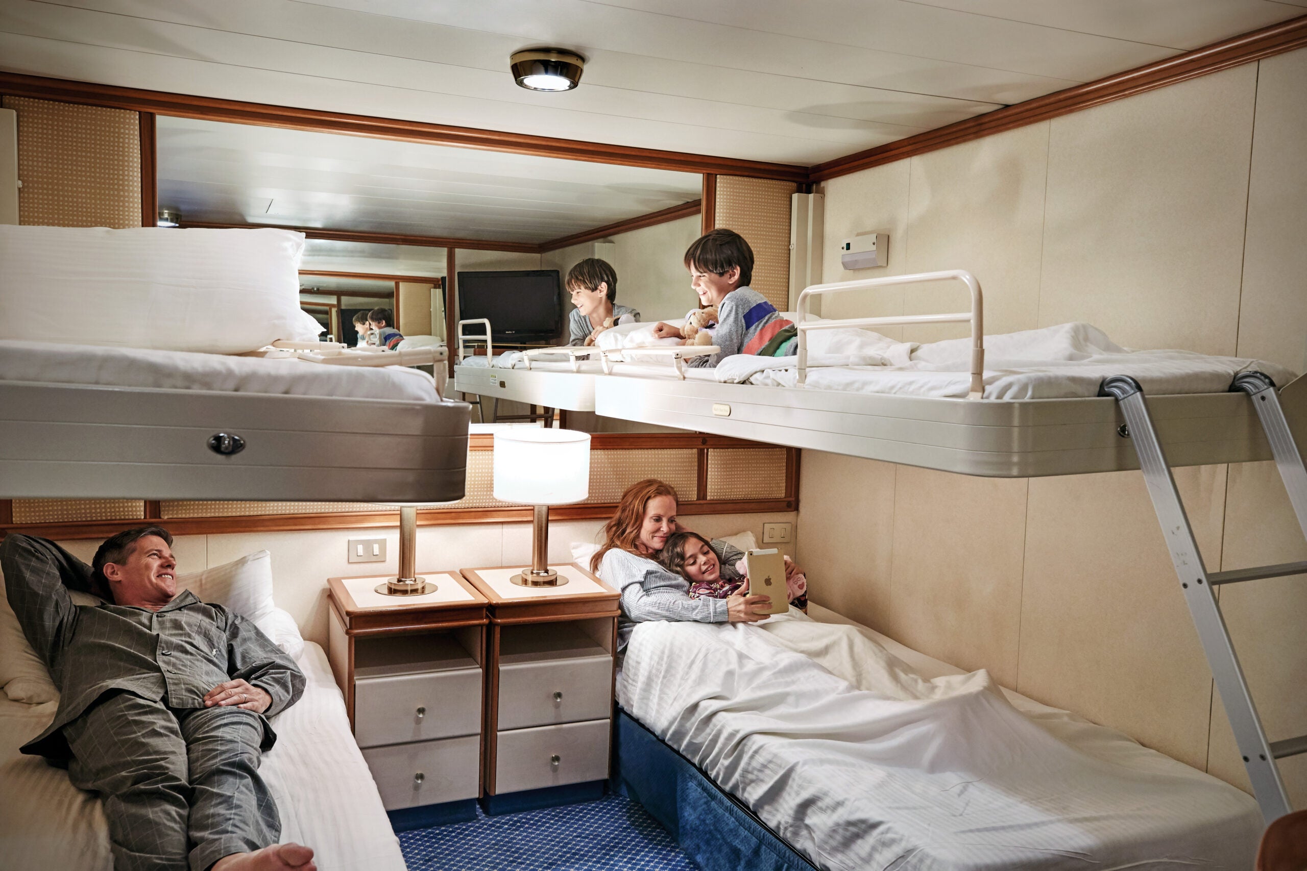 disney cruise rooms for 4