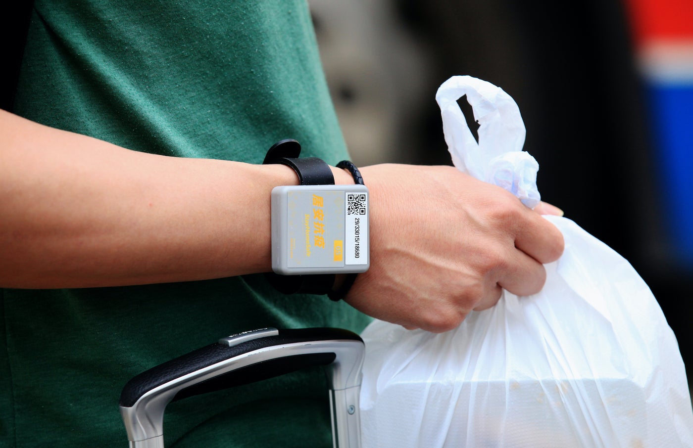 How your roomaccess bracelet might a tracking device
