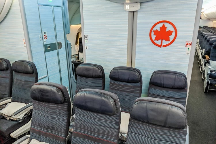 air-canada-s-new-status-pass-lets-you-gift-elite-benefits-to-a-friend