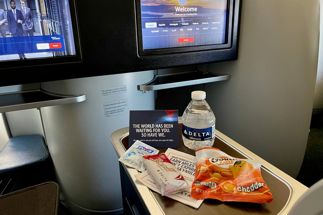 Delta details new inflight service with expanded food and drink options