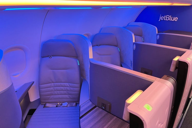 Take a tour of JetBlue's brand-new A321neo Mint business class - The ...