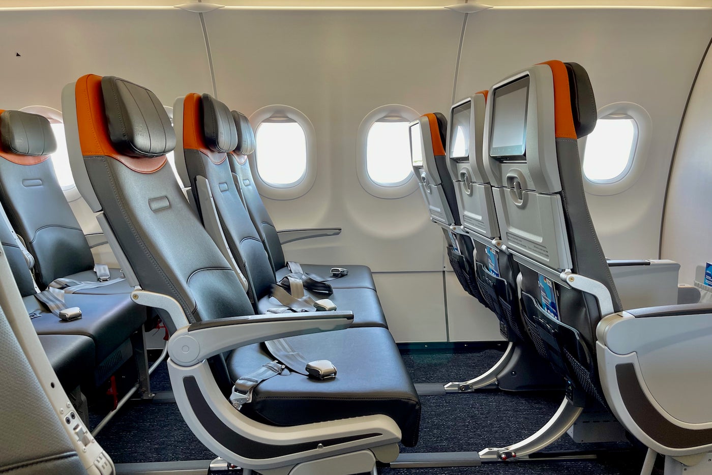 Touring JetBlue’s new coach cabin on the Airbus A321neo