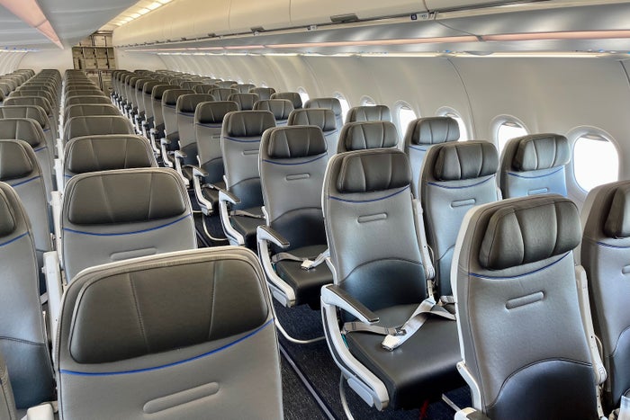 Touring JetBlue’s new coach cabin on the Airbus A321neo