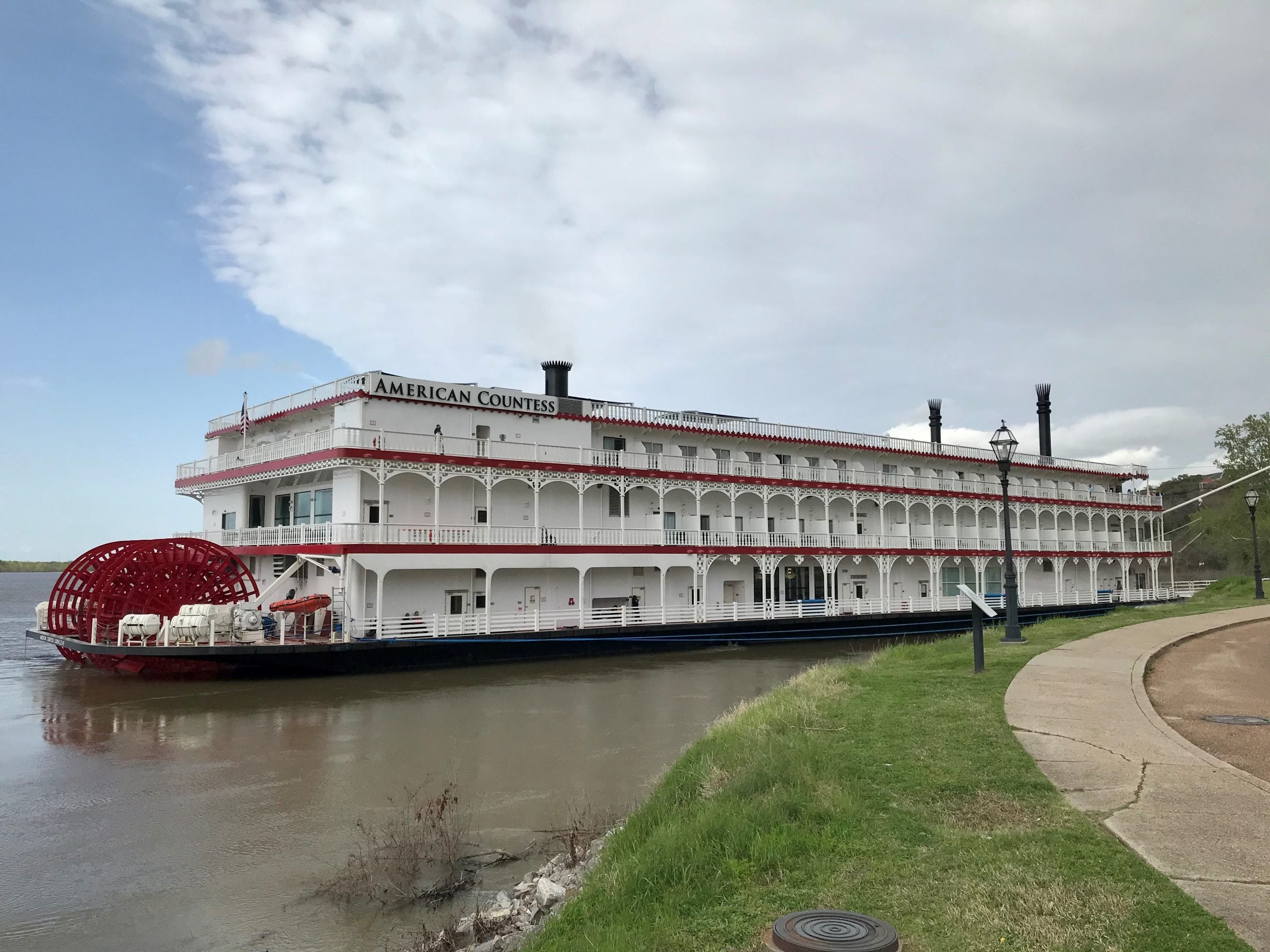 american queen riverboat itinerary