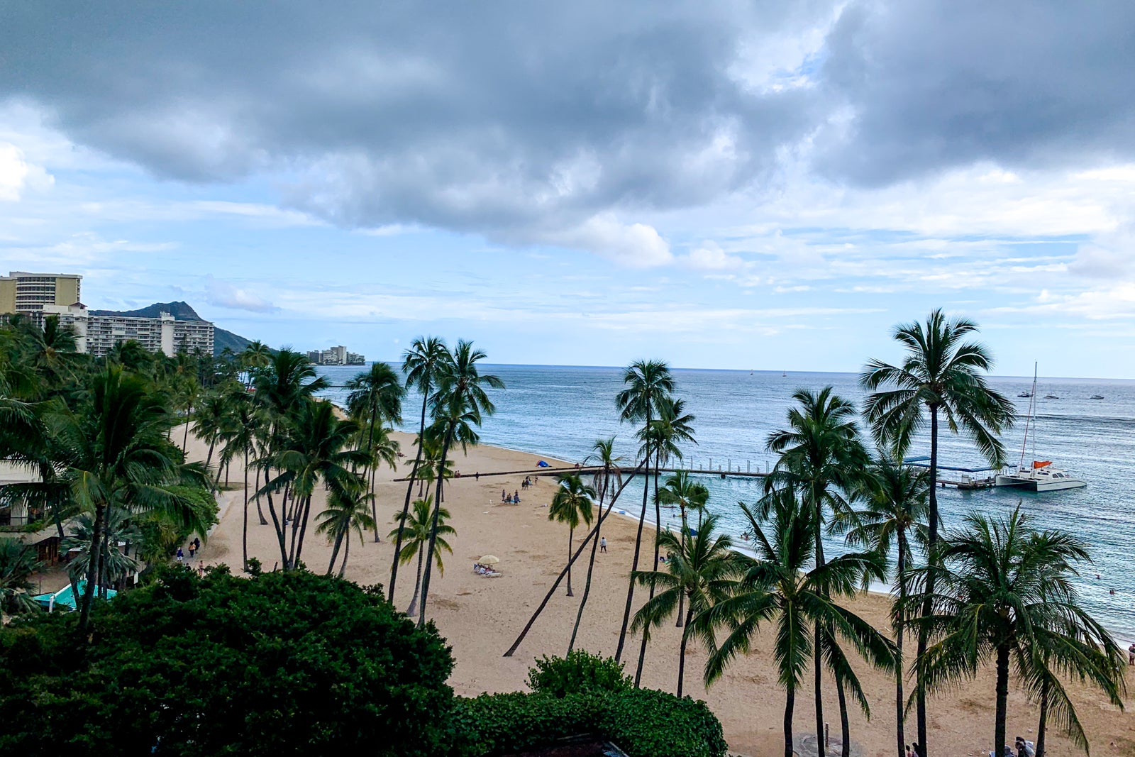 A Duo of Hilton Hawaiian Beach Resorts Offers Even More Perks for