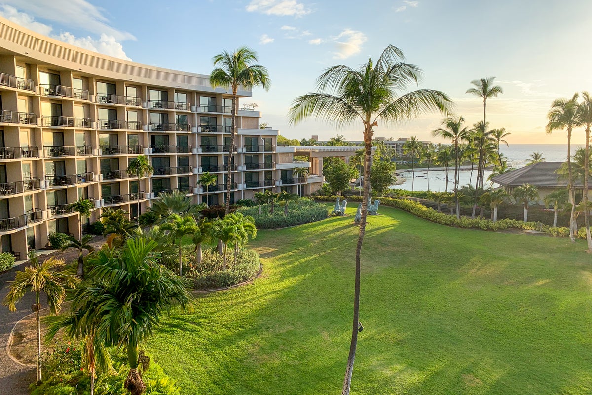 Hilton Waikoloa Village Hawaii hotel review - not quite ready for ...