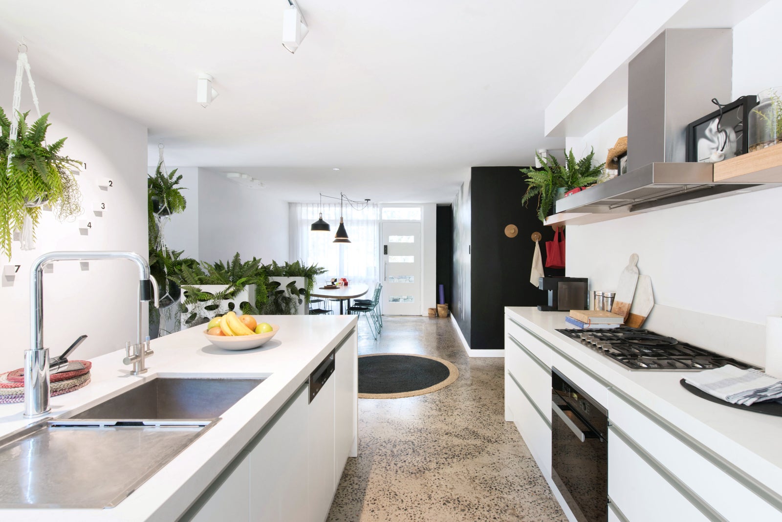 Quick Points: Earn airline miles on your Airbnb and Vrbo stays - The